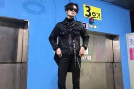 韓國一年一度《黑色情人節》黑衣俠滿街跑絕對不是什麼黑幫聚會唷 韓國一年一度《黑色情人節》黑衣俠滿街跑絕對不是什麼黑幫聚會唷