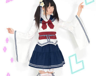 初音未來妄想商品《和服風水手服》一般的水手服不夠看～還要結合點巫女風格才夠萌