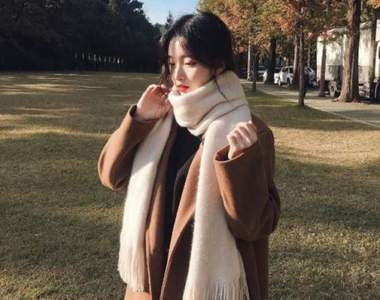 冬季必學《18種最容易上手的圍巾綁法》不用10秒就能把潮流帶著走