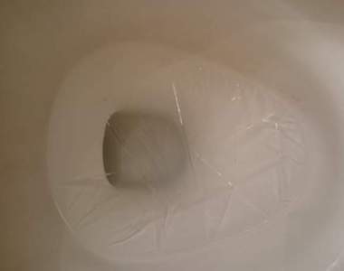 《室內溫度0度》超強寒流襲擊日本　連馬桶水面都結冰的世界...