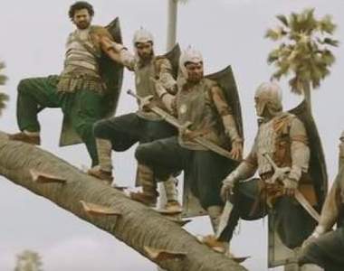 《史上最強攻城戰》超衝擊的巴霍巴利王電影畫面XD