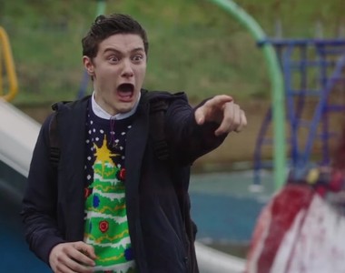 《安娜與殭屍》音樂劇電影預告 當聖誕夜驚魂碰上陰屍路.....