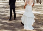 《婚禮惡作劇》以為會看到未婚妻 結果看到的是...... 《婚禮惡作劇》以為會看到未婚妻 結果看到的是......