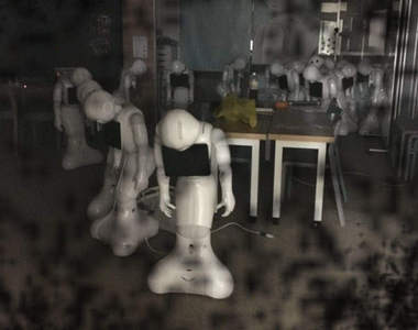 《Pepper驚聲尖叫》半夜拍照看到這個我都嚇到尿褲子了