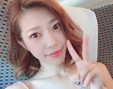 市川雅美碰上恐怖粉絲《宅宅持刀闖AV女優活動》究竟有什麼深仇大恨啊……