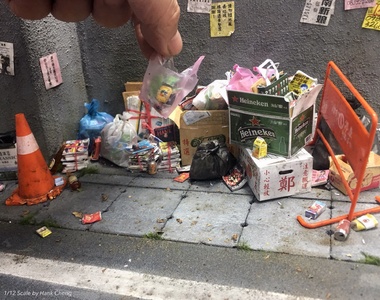 收下我的膝蓋《1/12垃圾場景組》台灣微縮模型神人「Hank Cheng 」鄭鴻展親自設計監修