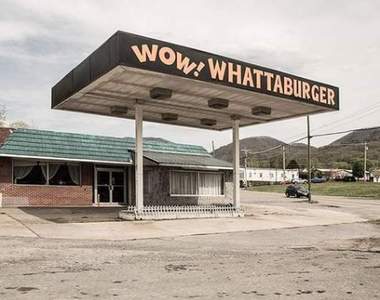 《廢棄加油站》現在看到的是否就是未來的光景呢？