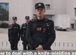 警察教你《如何應對持刀歹徒》超狂招式讓眾人看一眼就記住w 警察教你《如何應對持刀歹徒》超狂招式讓眾人看一眼就記住w