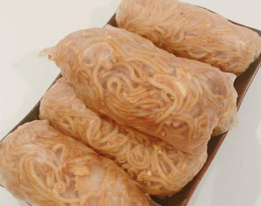 遊戲玩家必見《日式炒麵捲》單手就能快速吃飽的超便利料理