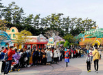 迪士尼樂園《跟壽星米奇拍合照要排隊11小時》拍完都可以直接回家了... 迪士尼樂園《跟壽星米奇拍合照要排隊11小時》拍完都可以直接回家了...
