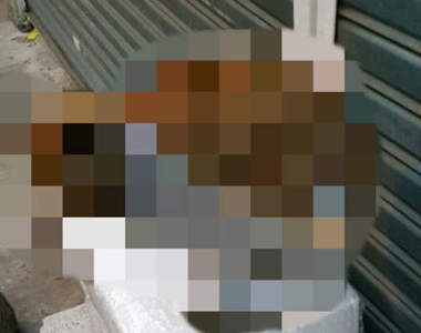 接連零下溫度《韓國路邊出現站在暖暖包上的浪浪》朕的肉球要結凍了