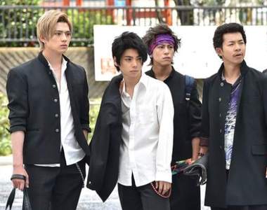 天才設計《防止拉出制服襯衫對策》這下想不紮進去都很難了...