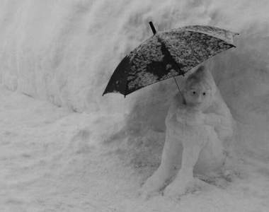 開門絕對嚇死人《詭異雪人》晚上驚嚇效果更優秀ww(欸)