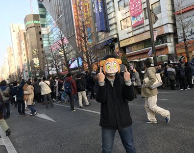 《POP TEAM EPIC 秋葉原實體活動人群爆炸活動緊急中止》眾人:凸(#゚Д゚)凸