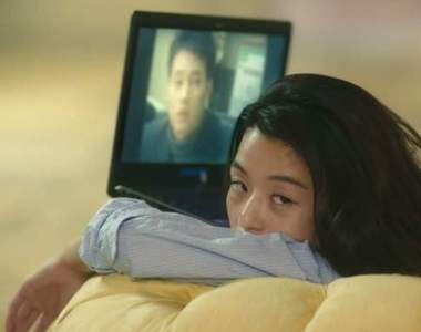 追劇追過頭《一口氣連看18集韓劇看到差點失明》就醫後發現自己得了......