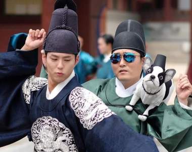 原來左邊點三下早落伍《夜店跳舞的方式》只要微醺怎麼跳都可以啦