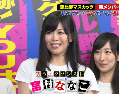 AV女優宮村菜菜子《搭電梯遭遇偷拍變態》跟平常被拍的感覺差超多……