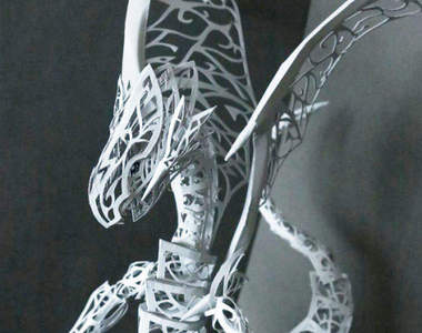 《青眼白龍》強者紙雕作品粉碎～玉碎～大喝采