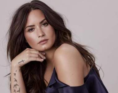 冰雪奇緣《Let it Go》25歲女歌手「Demi Lovato」疑因吸毒過量在豪宅昏迷
