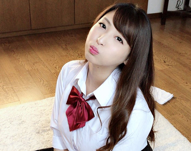 《AV女優秋山祥子》久違拍攝制服片 29歲還扮學生超羞恥……