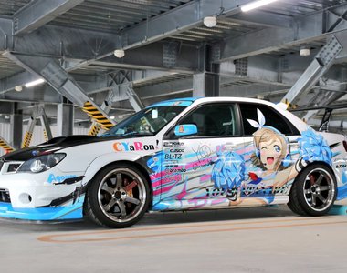 《痛車肇事逃逸》宅宅聖地巡禮闖大禍 開這麼顯眼的車還想逃……