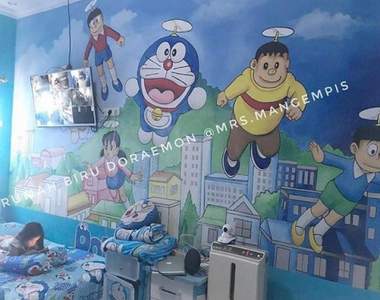 《哆啦A夢》印尼有愛一家人把房子做徹底的主題式改裝