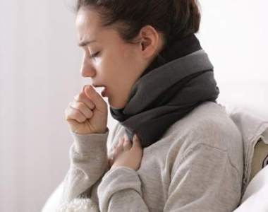 奇葩員工《用咳嗽聲請假》請失敗還遷怒老闆到店裡大吵大鬧...