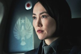 《環太平洋2》導演受訪時表達後悔:應該讓真子更重要的... 《環太平洋2》導演受訪時表達後悔:應該讓真子更重要的...