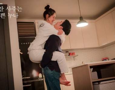 讓熟女忍不住想買飯餵飽的《年下男餵食清單》讓姐姐餵飽你吧♥