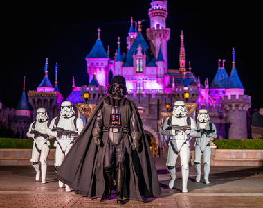 《美國迪士尼》將開設星際大戰園區 打破傳統要開始開酒吧賣酒了？