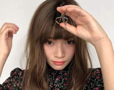 雨天的瀏海急救《睫毛夾夾瀏海》再也不用忍受扁塌沒型的瀏海啦