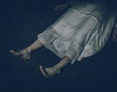 推特瘋傳都市傳說《幸好你沒開燈》人真的比鬼恐怖多了...