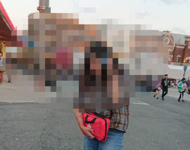 超尷尬《自拍中接電話的人》巨型天線誕生的瞬間原來不少人都曾碰過ww