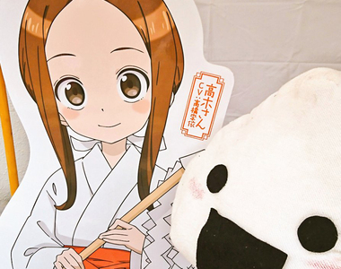 另類動畫聖地《擅長捉弄人的高木神社》賺香油錢的頭腦超靈光……