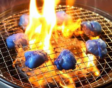 日本燒肉店再推《藍色燒肉》網友吐槽:這是阿凡達的肉吧...