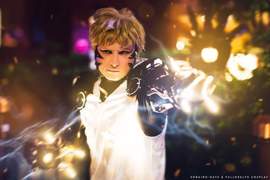 一拳超人《傑諾斯》cosplay焚燒炮展開模式超級帥 一拳超人《傑諾斯》cosplay焚燒炮展開模式超級帥