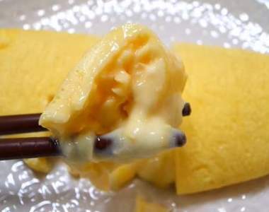 五分鐘懶人專用食譜《起司蛋包》吃一餐就飽一天的省錢方法