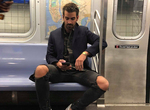 暖男超模《Nyle DiMarco回應熱情偷拍者》碰到這等帥哥我也會偷拍... 暖男超模《Nyle DiMarco回應熱情偷拍者》碰到這等帥哥我也會偷拍...