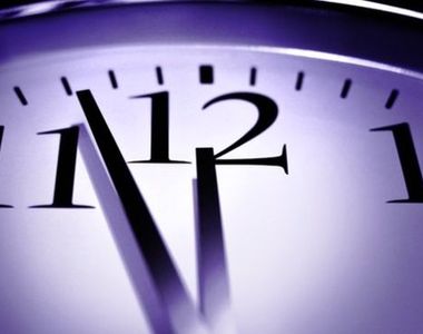 《年輕世代不會看指針》老人表示：是世界末日要到了嗎？