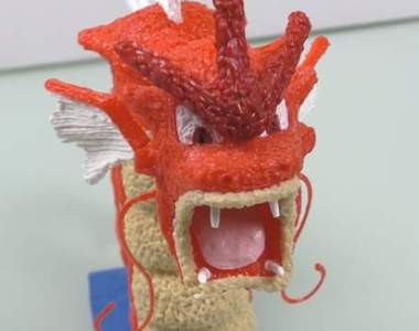 《紅色暴鯉龍》3D列印筆畫出栩栩如生的模樣