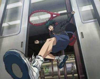 《車門夾住事件》電車快開了頭過身就過但東西就不一定惹