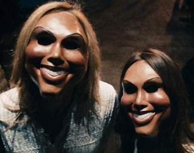 結局超展開的《毛骨悚然鄰居故事》意外結局讓人忍不住鼻酸...