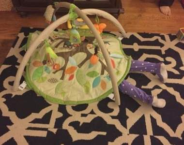 小朋友最愛玩《一秒就能找到的躲貓貓》父母辛苦你了（握手）