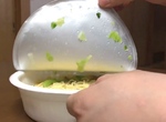 日清泡麵惡搞《拍拍車保護小貓》廣告變成《拍拍蓋保護高麗菜》要一起愛護高麗菜喔XD 日清泡麵惡搞《拍拍車保護小貓》廣告變成《拍拍蓋保護高麗菜》要一起愛護高麗菜喔XD