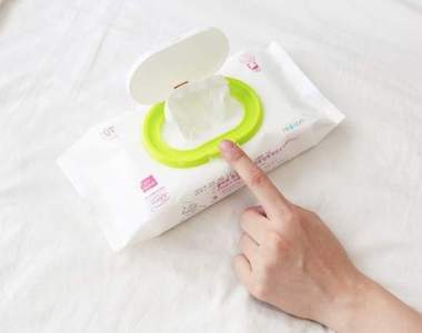 生活小知識《如何活用濕紙巾蓋》原來還有這麼便利的用途?
