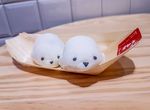 超Q彈《海豹大福》終於可以大口咬下軟軟海豹啦~只是吃起來很獵奇(= =b... 超Q彈《海豹大福》終於可以大口咬下軟軟海豹啦~只是吃起來很獵奇(= =b...