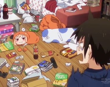 垃圾屋居民分享《與滿屋垃圾為伍的生活》2年沒丟垃圾是什麼概念……