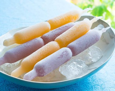 《棒棒冰的美味吃法》不是扭開咬斷吸乾它就好惹嗎ww