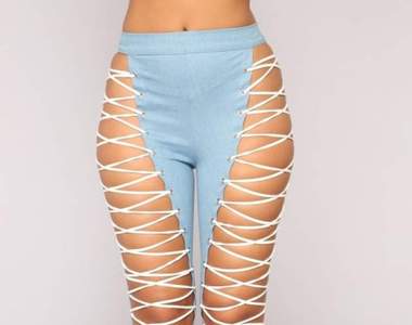 前後大不同《網襪牛仔褲》一褲二穿的清涼流行敢跟風嗎?