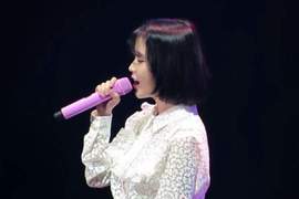 這首中文歌很多大明星都會唱《小幸運》知道有誰唱過嗎？